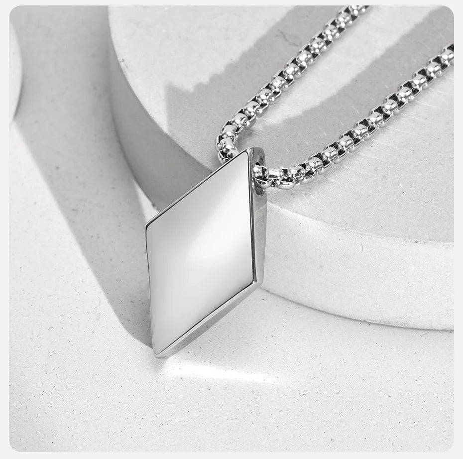 Wanderer Necklace