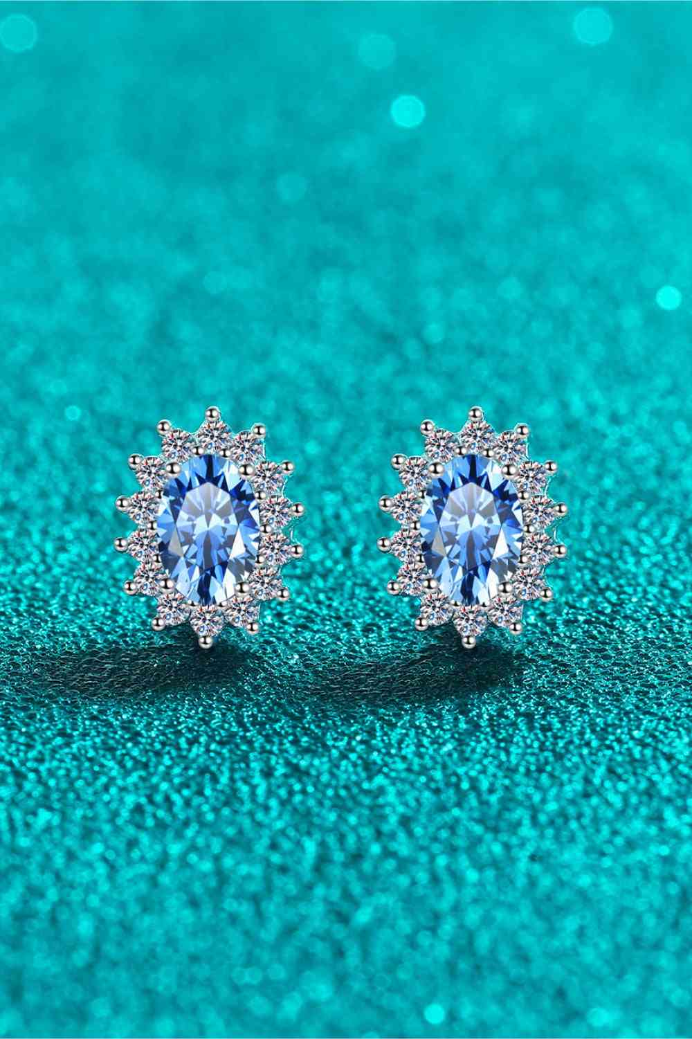 Starlit Splendor: 925 Moissanite Stud Earrings