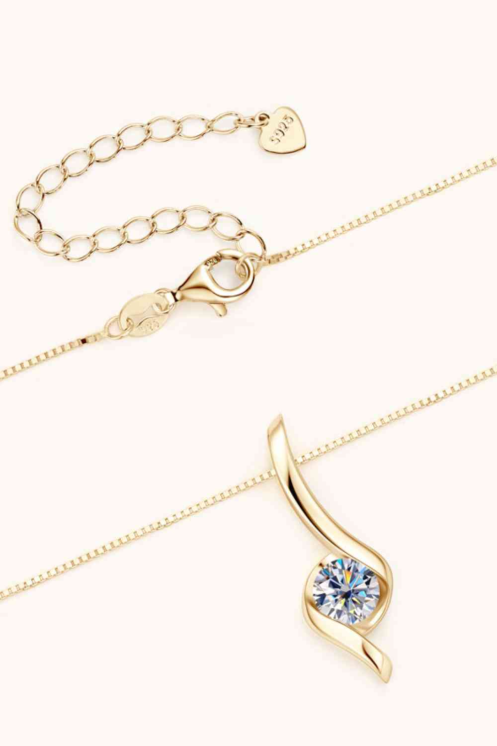 Ethereal Essence: 1-Carat Moissanite Necklace