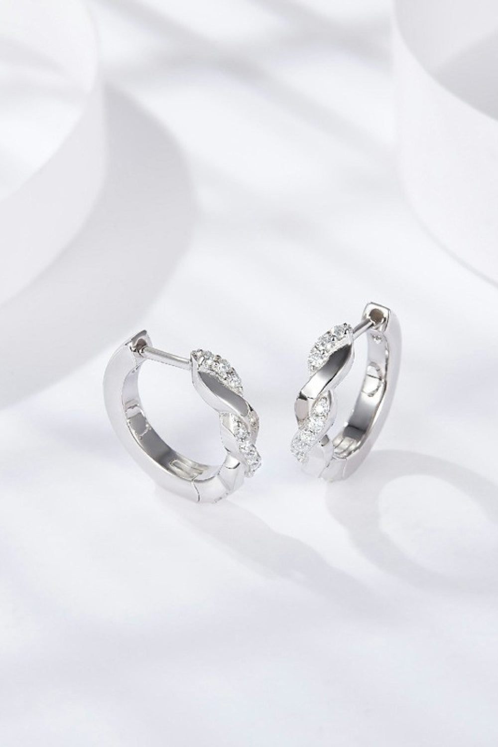 Twisted Brilliance: Moissanite Earrings