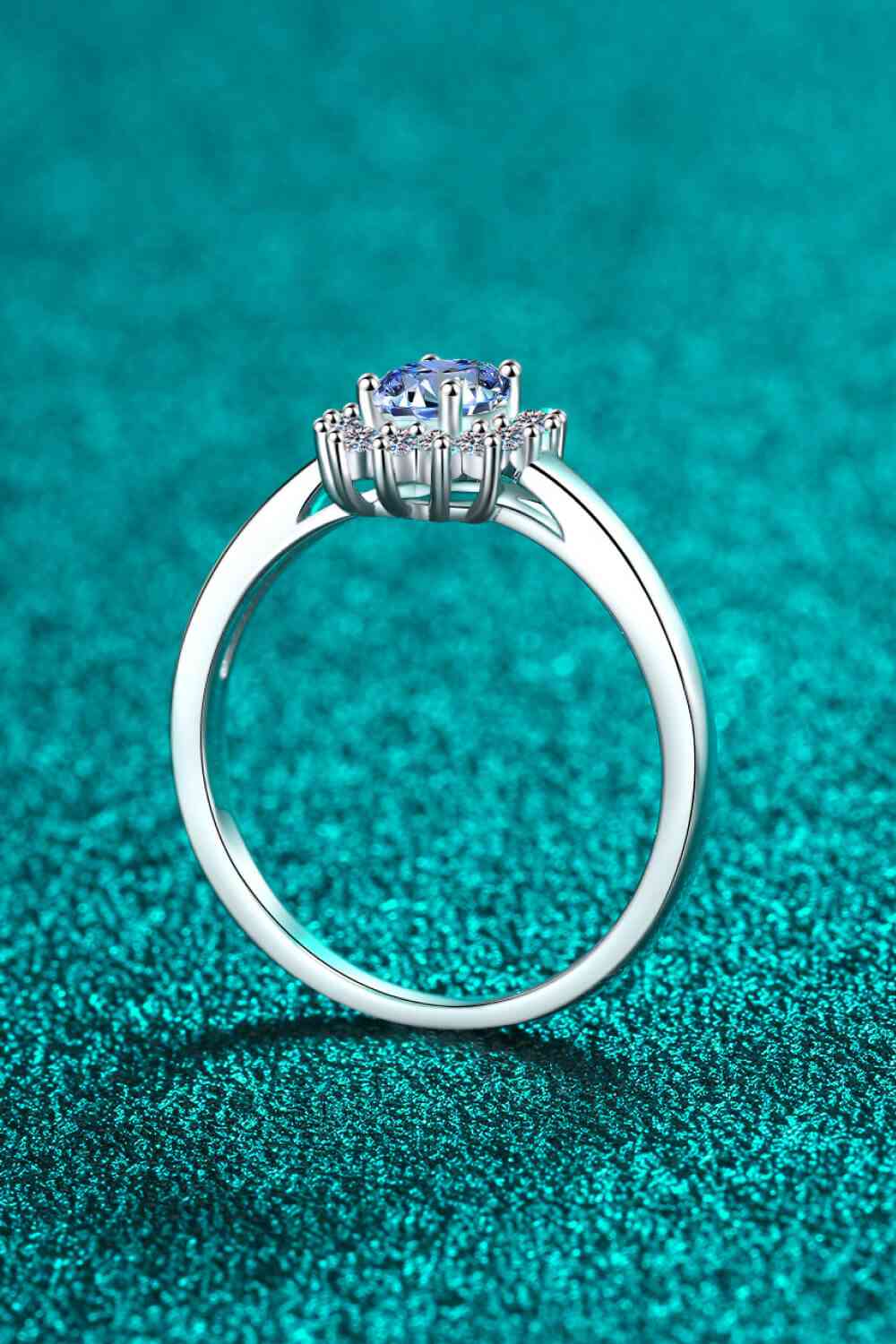 Starlit Splendor: Moissanite Ring