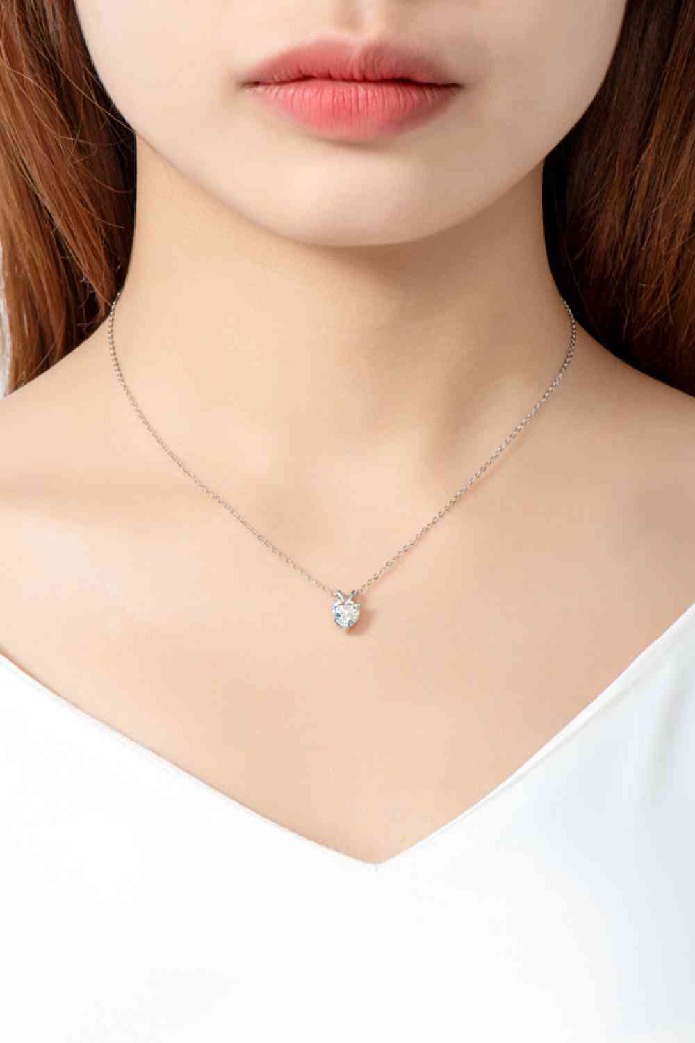 Eternal Echo: 1-Carat Moissanite Necklace