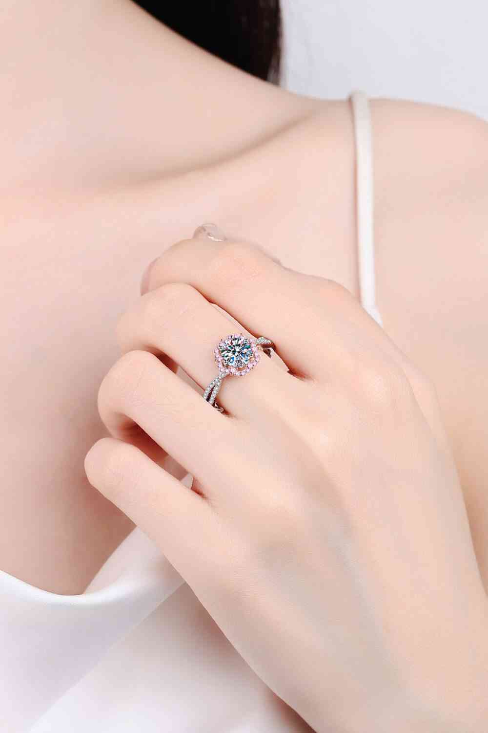 Floral Fusion: 1 Carat Moissanite Ring