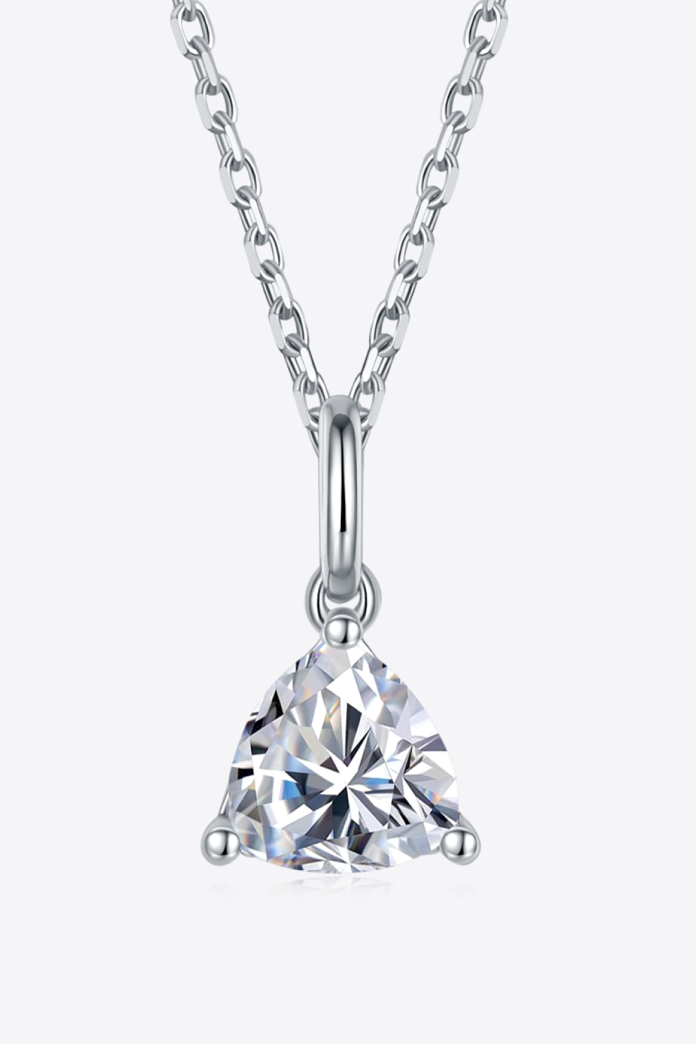 Shimmering Solitaire: 1-Carat Moissanite Necklace