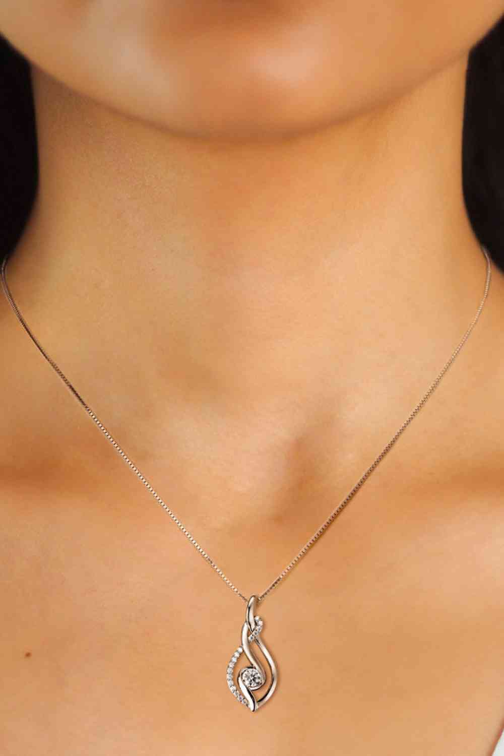 Celestial Glow: Moissanite Necklace