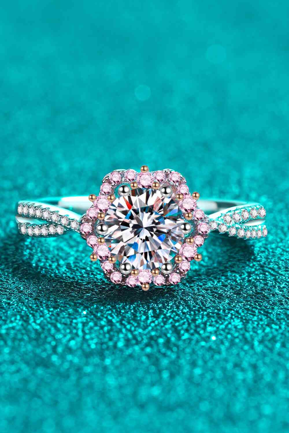 Floral Fusion: 1 Carat Moissanite Ring